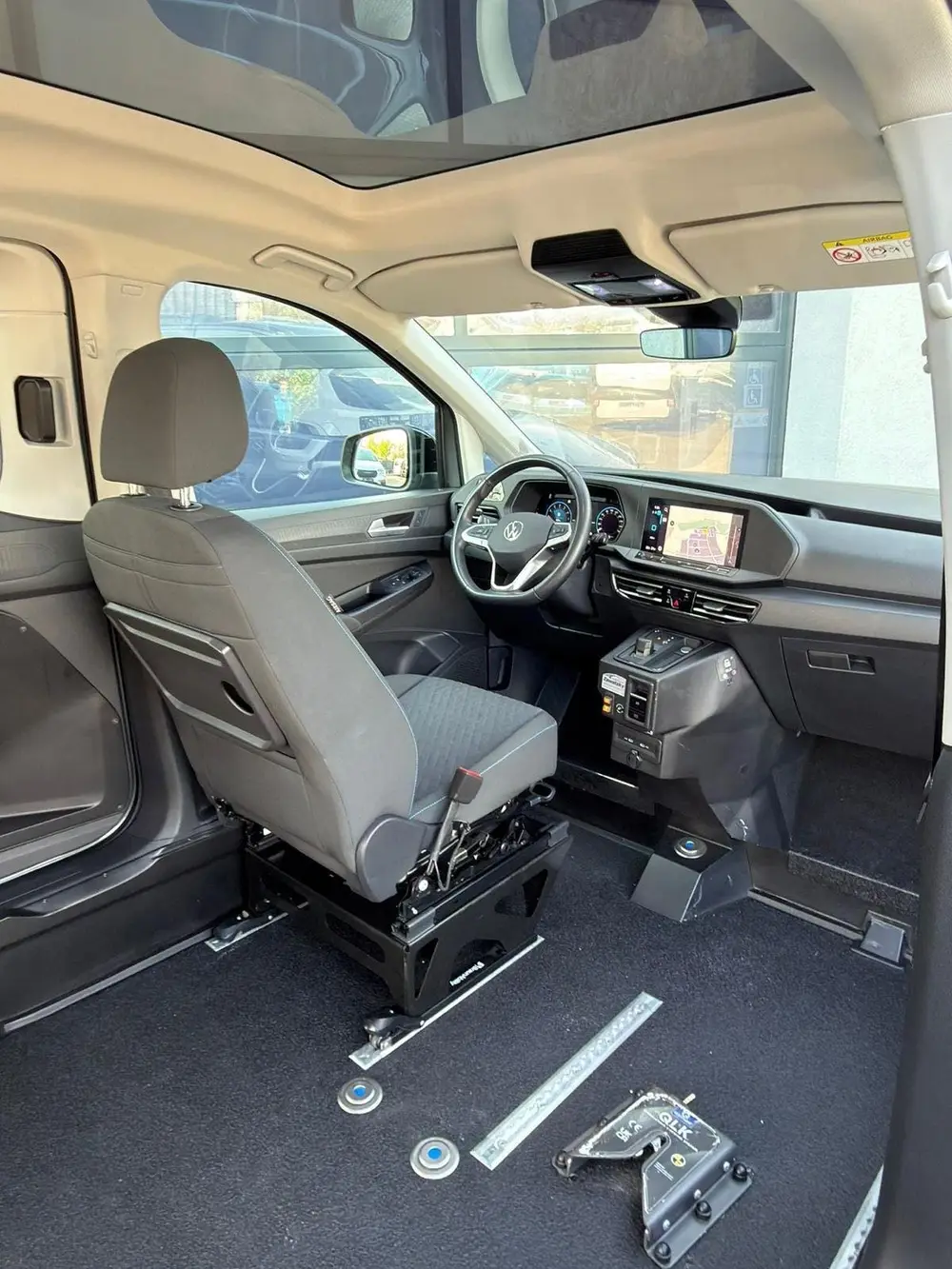 Volkswagen Caddy Maxi L2 Rolstoelauto Automaat Rolstoel voor uit 2022, foto 15