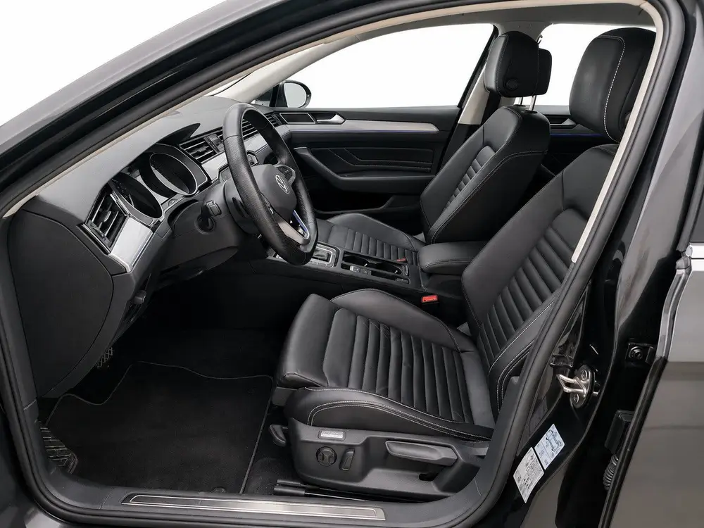 Volkswagen Passat Variant 1.4 TSI PHEV GTE | Matrix | Leer | uit 2022, foto 3