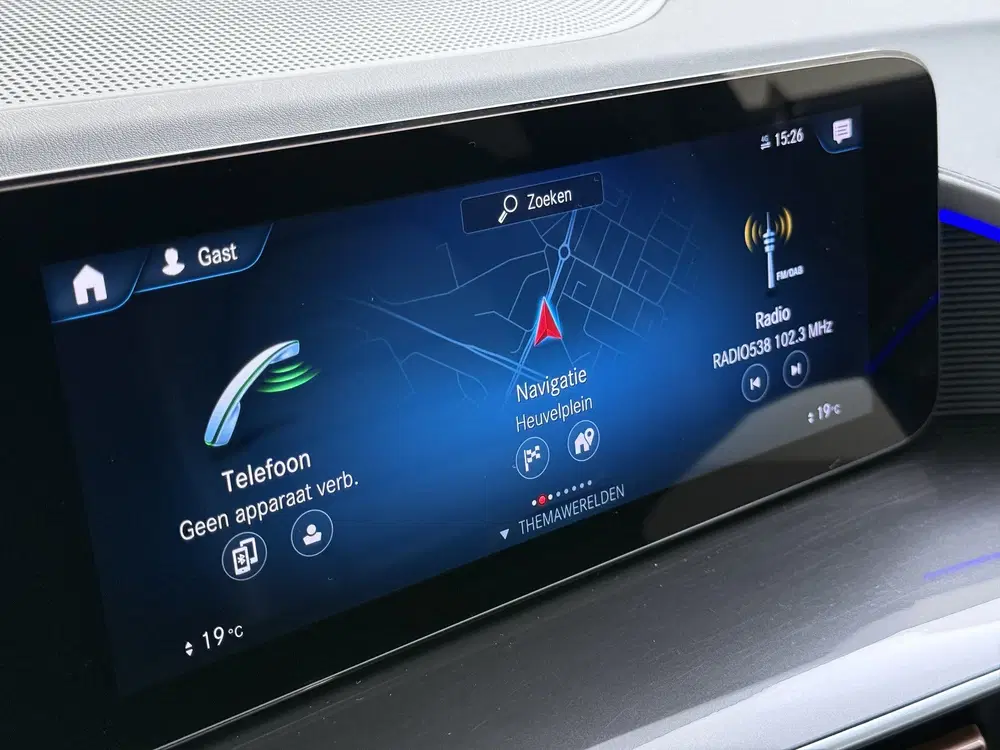 Mercedes-Benz EQC 400 408pk 4MATIC Leer Pano-Dak Burmester® uit 2020, foto 19