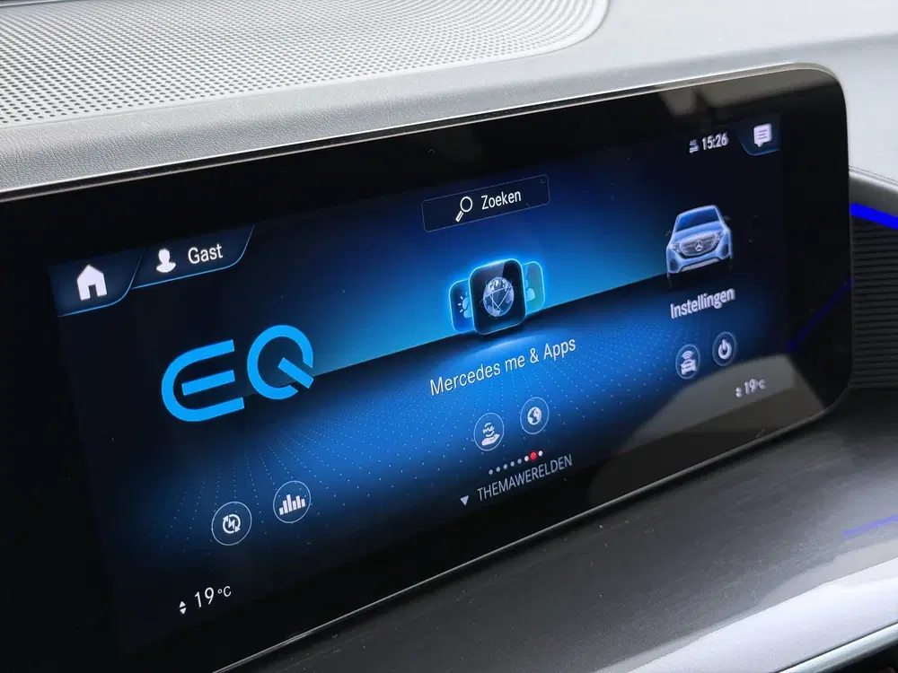 Mercedes-Benz EQC 400 408pk 4MATIC Leer Pano-Dak Burmester® uit 2020, foto 20