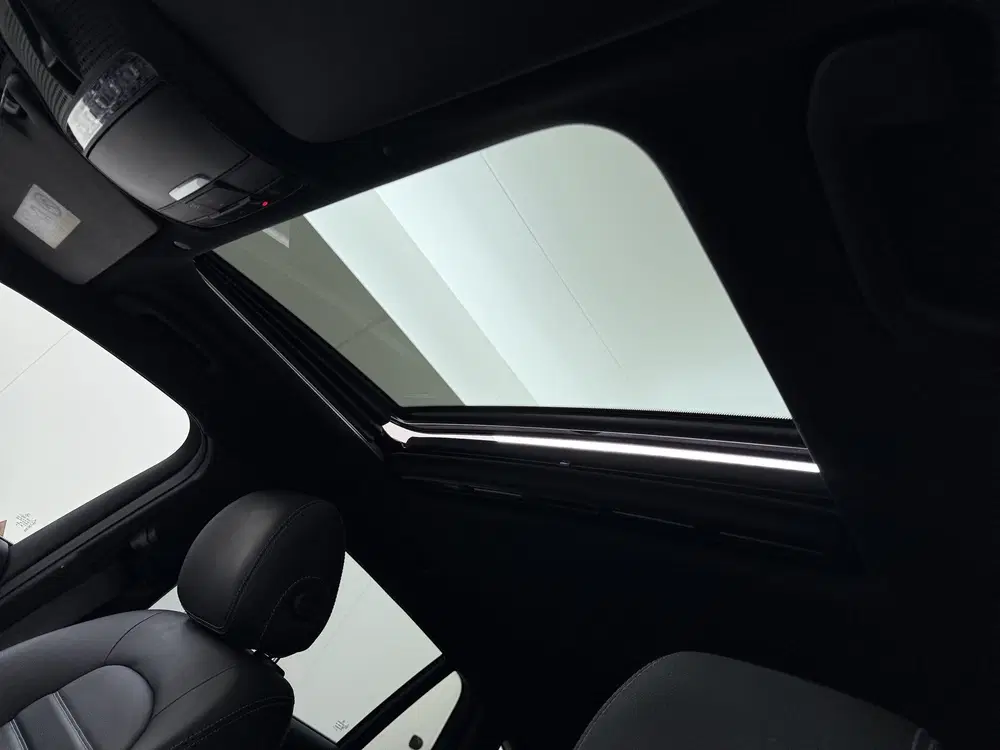 Mercedes-Benz EQC 400 408pk 4MATIC Leer Pano-Dak Burmester® uit 2020, foto 3
