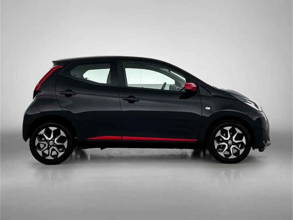 Toyota Aygo 1.0 VVT-i x-joy Automaat | Safety-Pack | Keyless uit 2019, foto 12