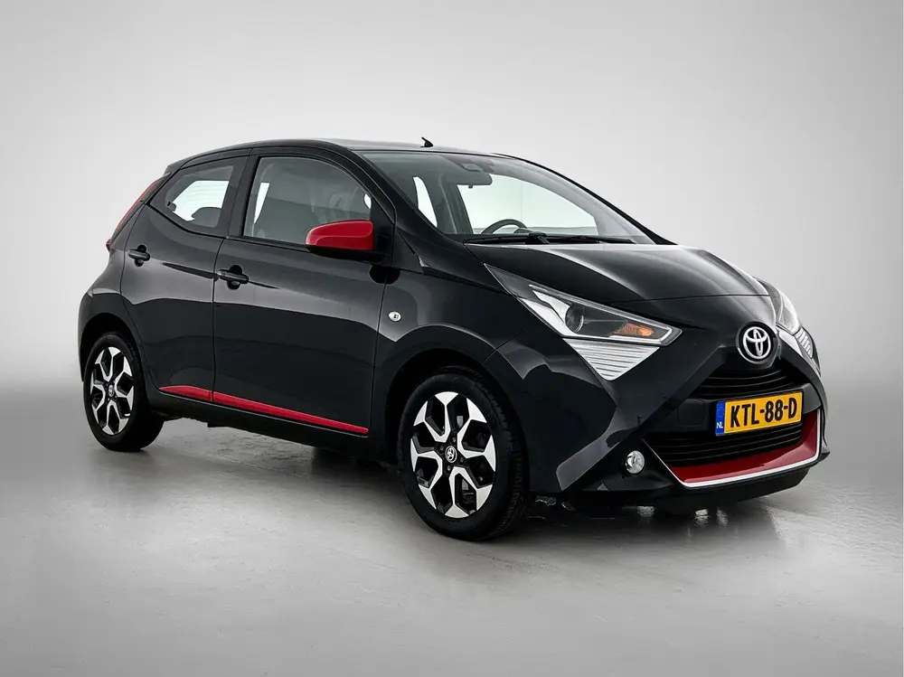 Toyota Aygo 1.0 VVT-i x-joy Automaat | Safety-Pack | Keyless uit 2019, foto 13