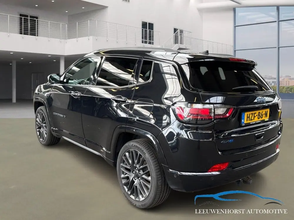 Jeep Compass 4xe 190 Plug-in Hybrid Electric Limited Busines uit 2021, foto 4