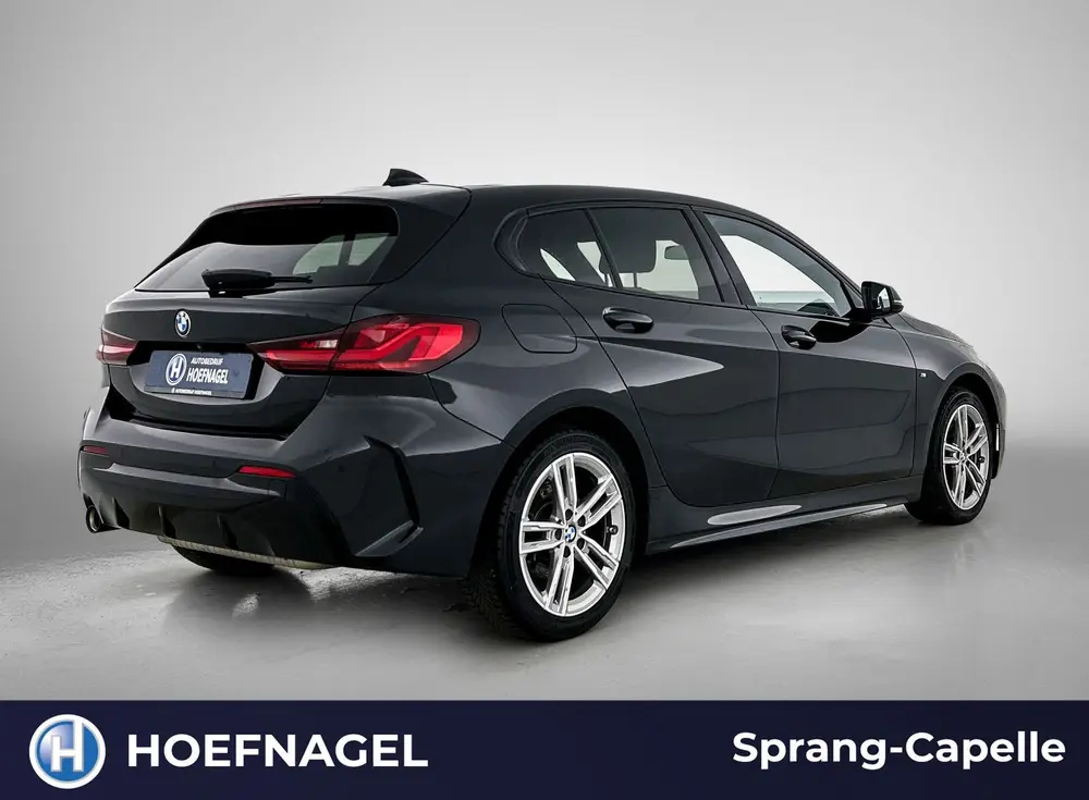 BMW 1-serie 118i M Sport uit 2023, foto 2