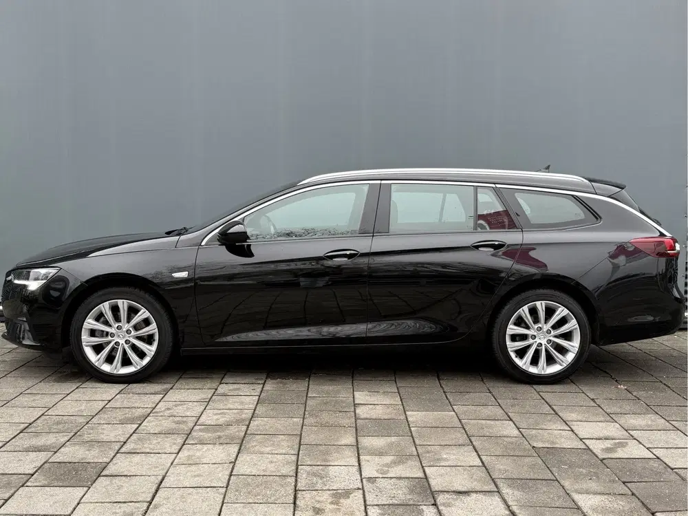 Opel Insignia BWJ 2021 uit 2021, foto 7