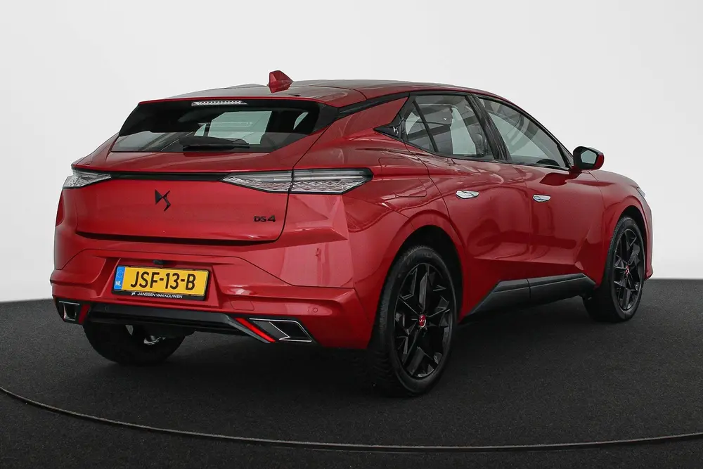 DS Automobiles DS 4 DS 4 1.2 PureTech Performance Line Automaa uit 2023, foto 3