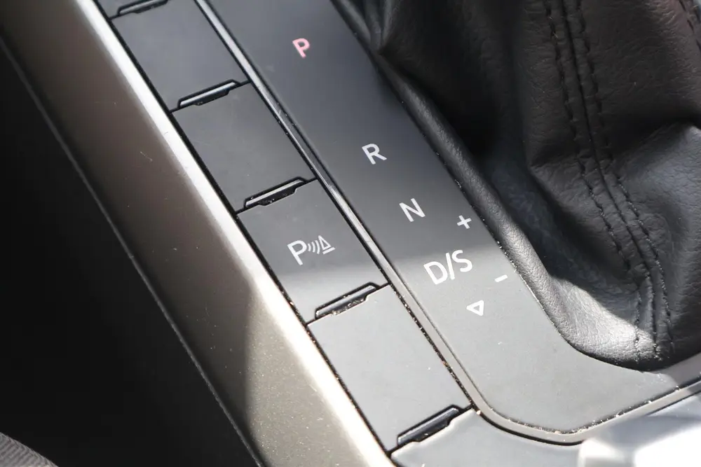 Volkswagen Polo 1.0 TSI 95pk 7-DSG R-LINE I Navi I Adaptieve uit 2020, foto 15