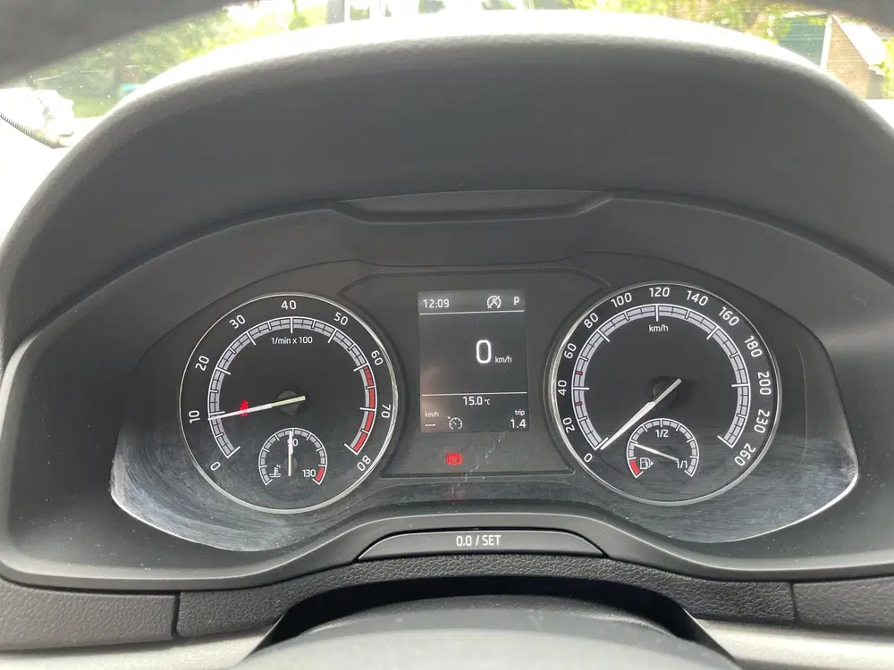 Skoda Karoq 1.5 TSI ACT Style uit 2020, foto 17