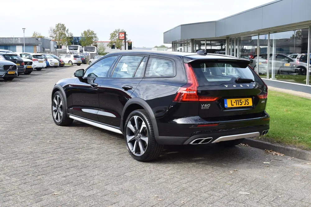 Volvo V60 Cross Country B5 AWD 265PK Automaat Pro uit 2021, foto 11