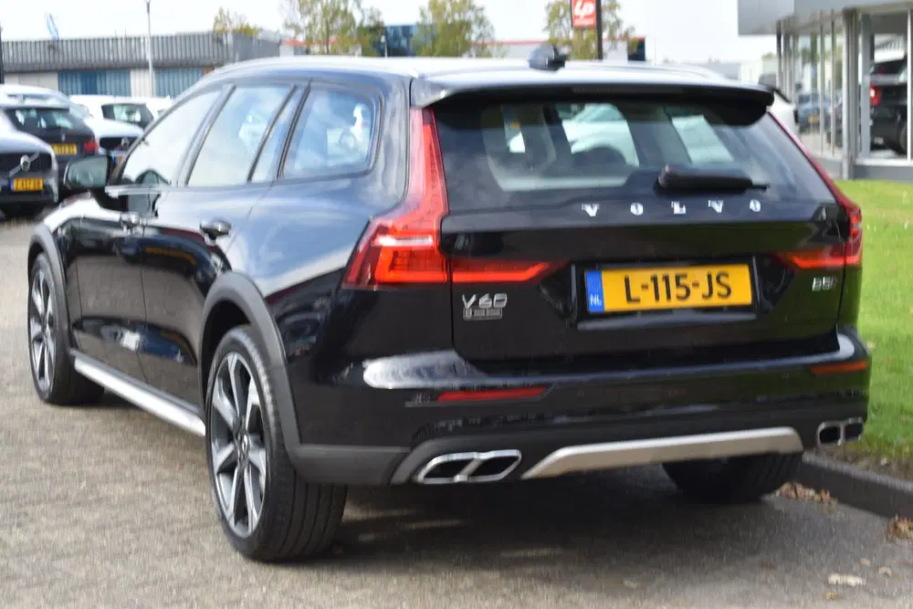 Volvo V60 Cross Country B5 AWD 265PK Automaat Pro uit 2021, foto 12