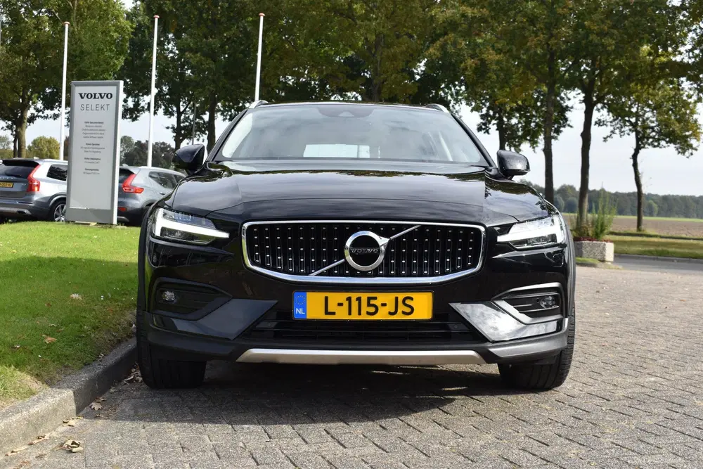 Volvo V60 Cross Country B5 AWD 265PK Automaat Pro uit 2021, foto 3