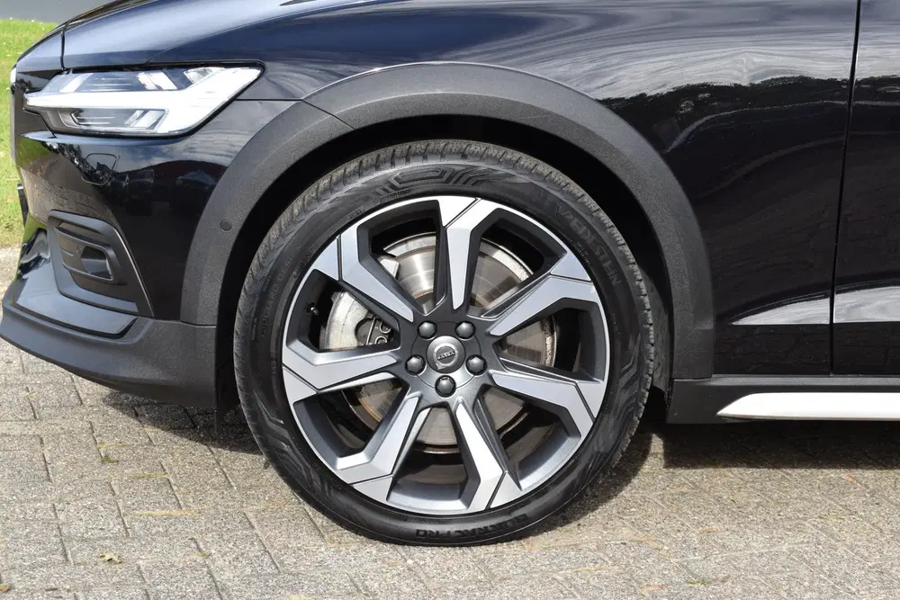 Volvo V60 Cross Country B5 AWD 265PK Automaat Pro uit 2021, foto 6