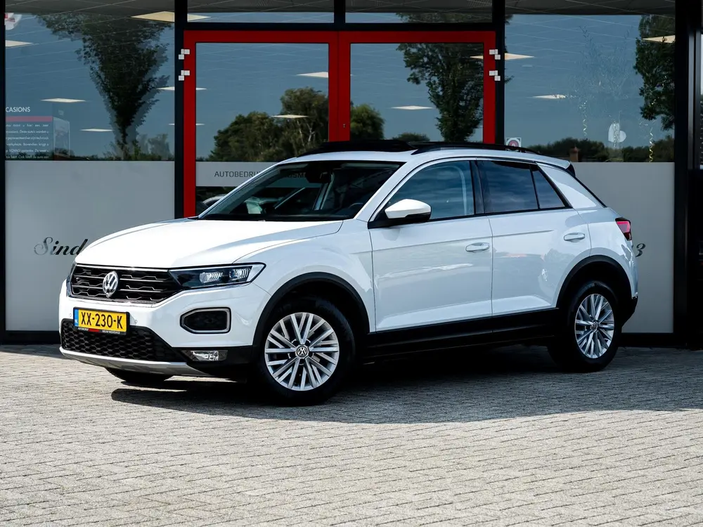 Volkswagen T-Roc 1.5 TSI Style | Trekhaak | Panoramadak | Ad uit 2019, foto 19
