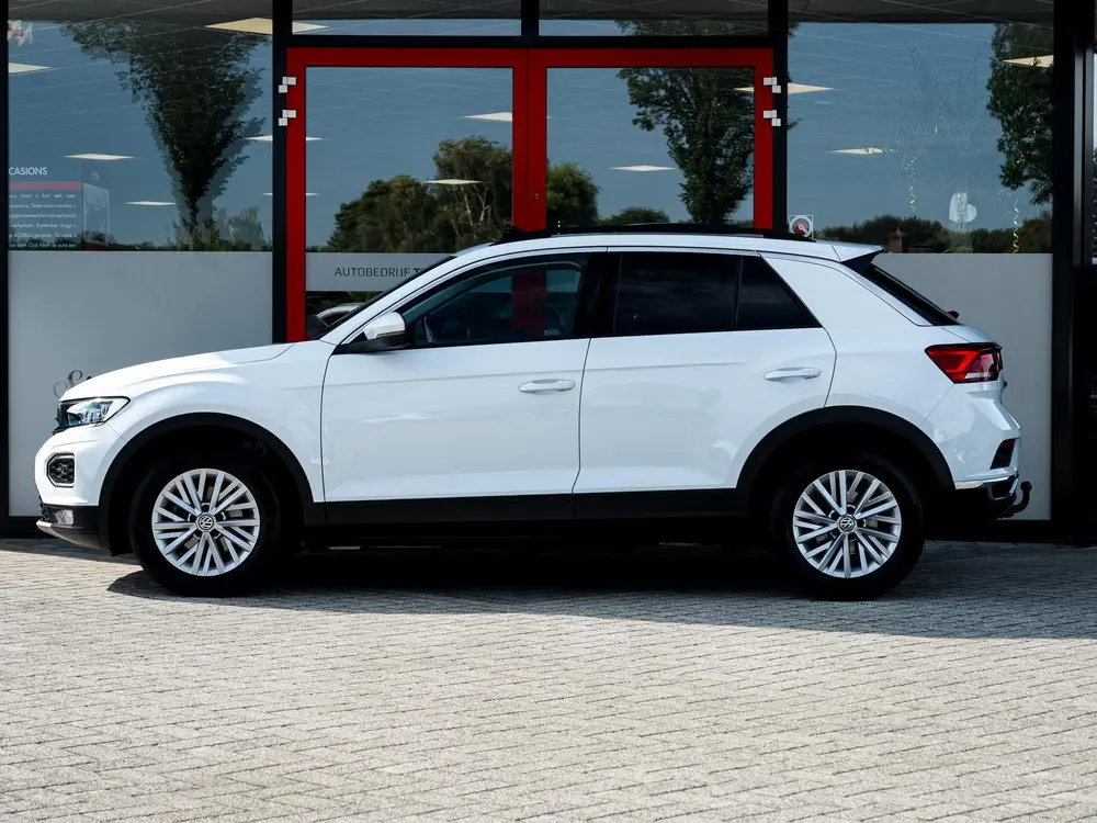 Volkswagen T-Roc 1.5 TSI Style | Trekhaak | Panoramadak | Ad uit 2019, foto 6
