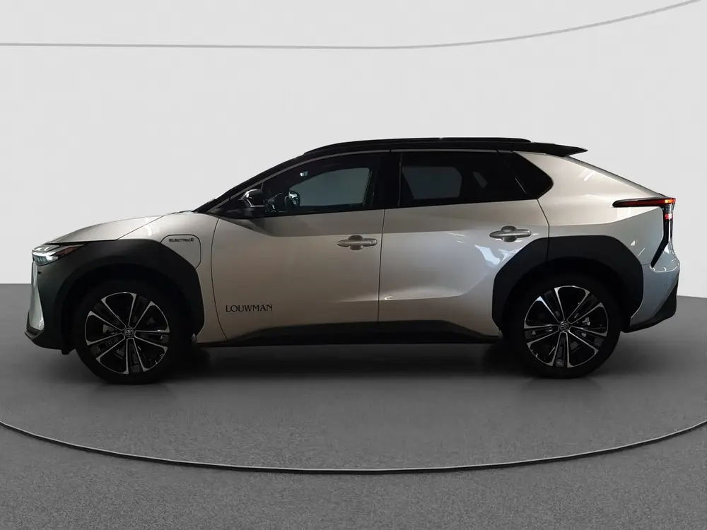 Toyota bZ4X Premium 4WD 71 kWh Panoramadak uit 2025, foto 3