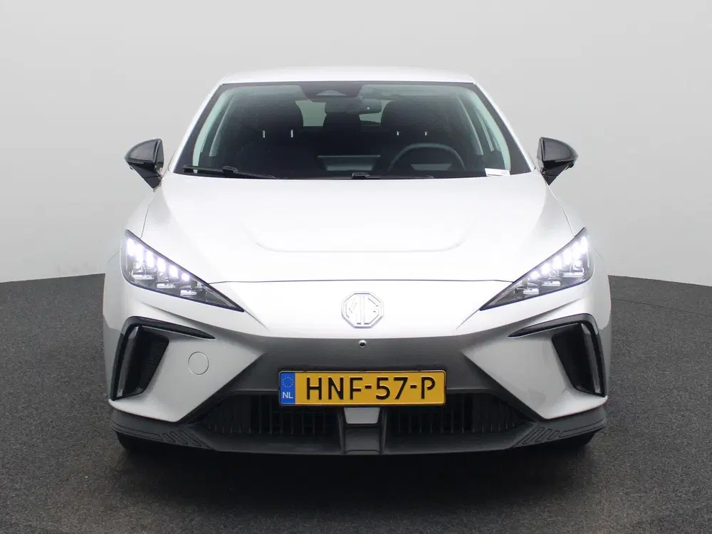 MG MG4 Luxury 64 kWh uit 2025, foto 3