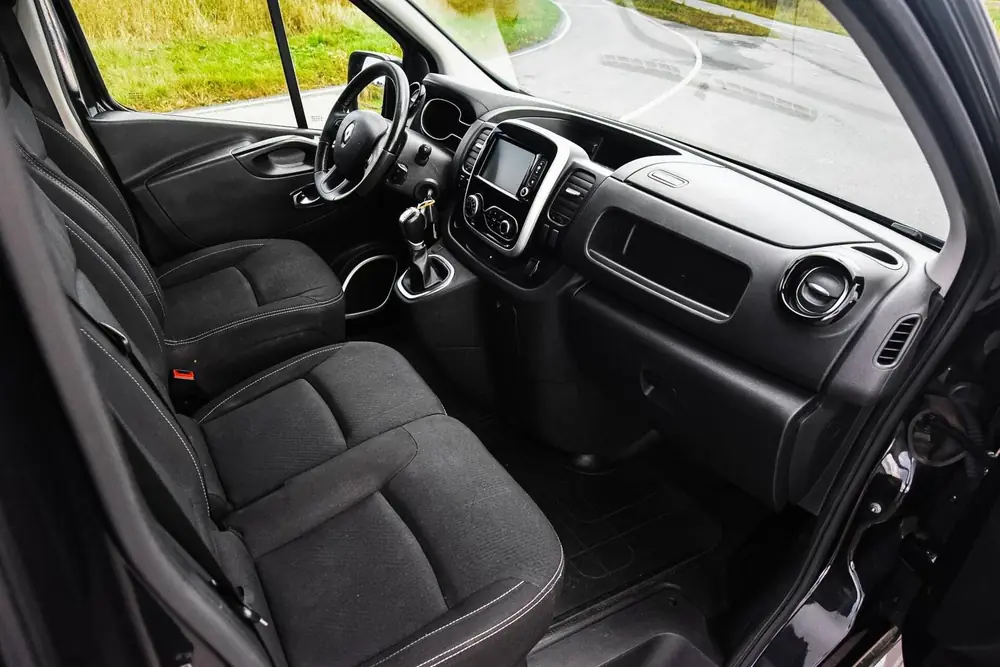 Trafic 2.0 DCi 145 DC Luxe | Automaat | 6-Pers uit 2021, foto 20