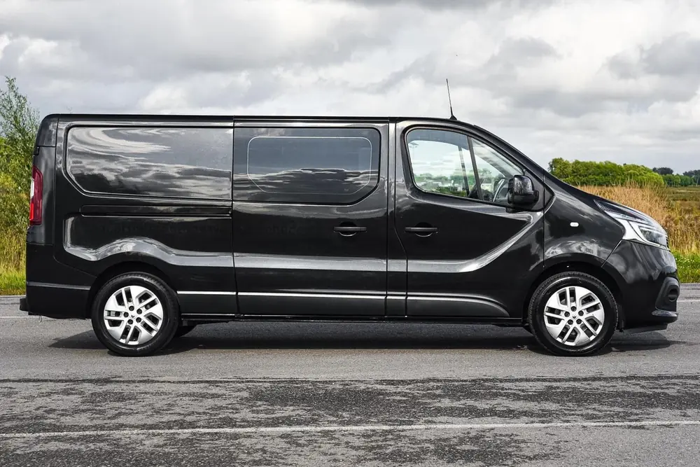 Trafic 2.0 DCi 145 DC Luxe | Automaat | 6-Pers uit 2021, foto 6