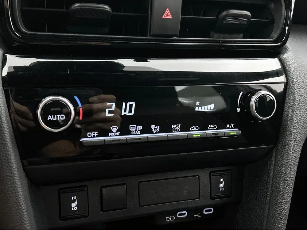 Toyota Yaris Cross 1.5 Hybrid 115 Dynamic Comfort Pack uit 2025, foto 12