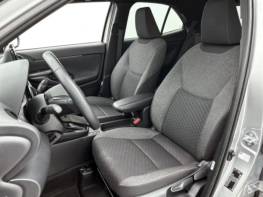 Toyota Yaris Cross 1.5 Hybrid 115 Dynamic Comfort Pack uit 2025, foto 17