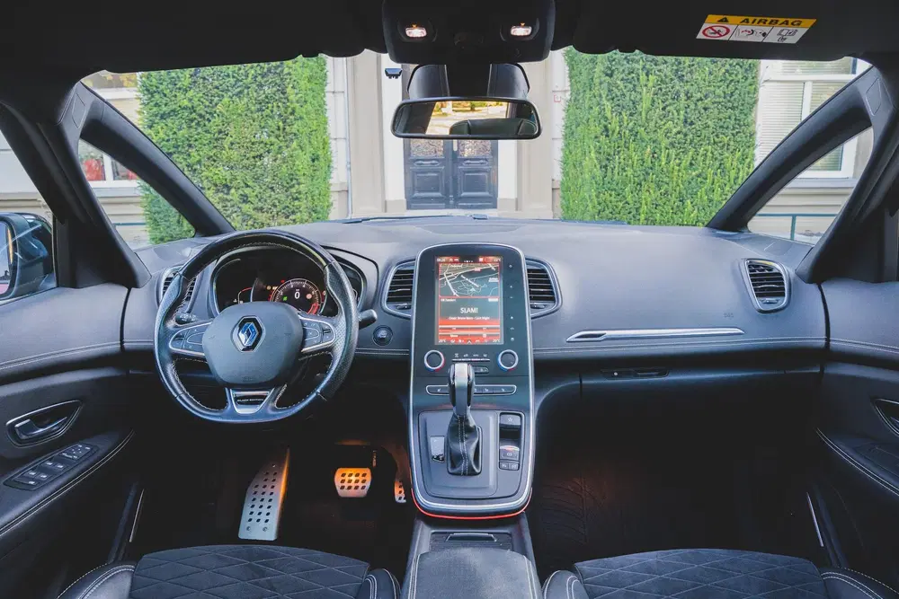 Renault Scenic Scénic 1.3 TCe Black Edition 160 PK PANO uit 2020, foto 3