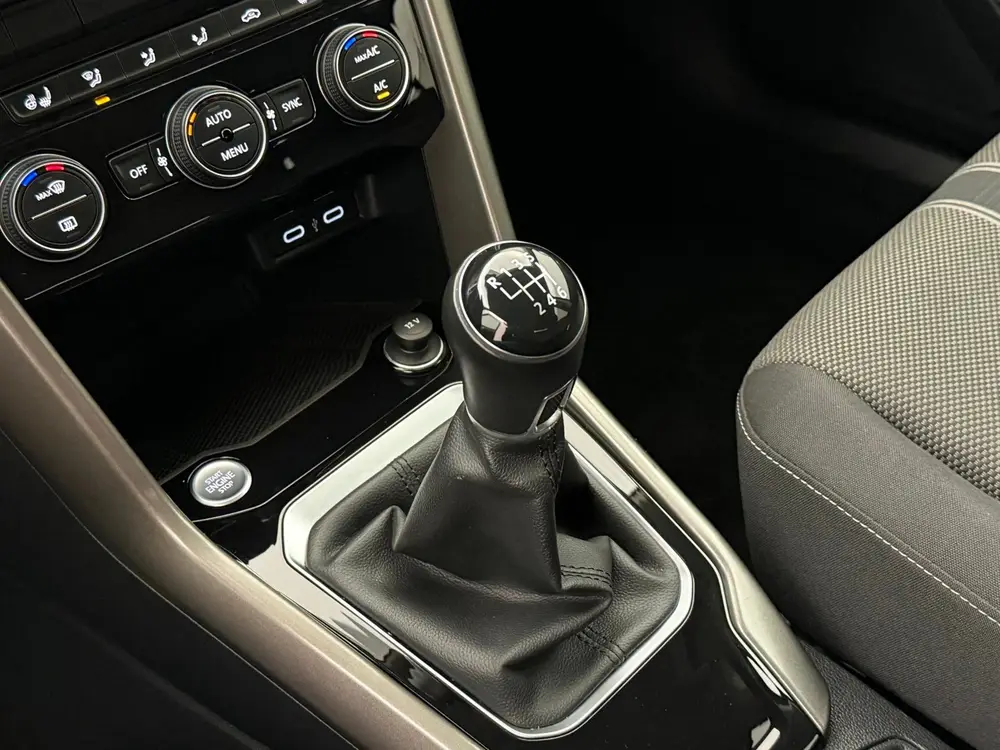 Volkswagen T-Roc 1.0 TSI Style | Camera | Adaptive Cruise | uit 2020, foto 15