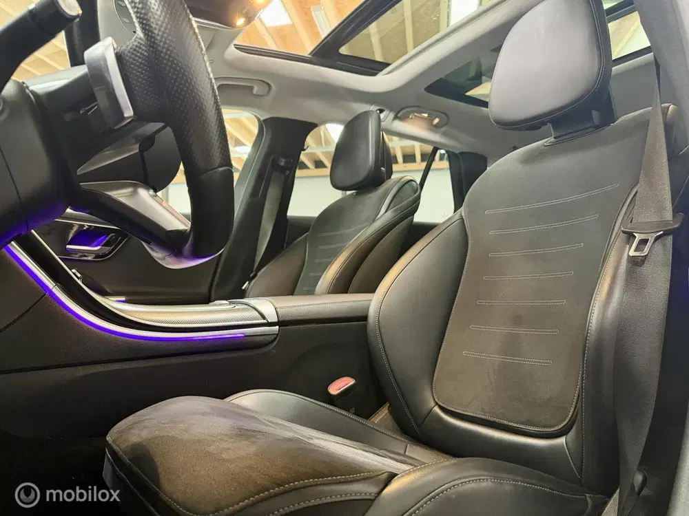 Mercedes-Benz C-Klasse Mercedes C-klasse Estate 200 4MATIC AMG uit 2022, foto 4