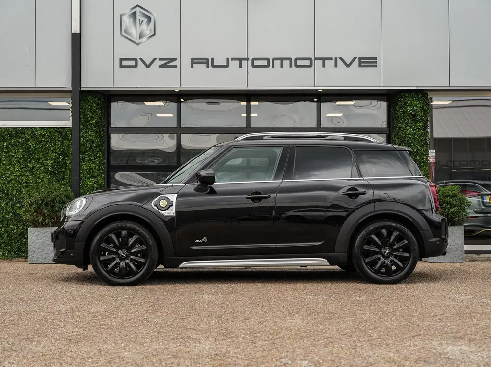 Mini Countryman 1.5 Cooper S E ALL4 uit 2021, foto 8