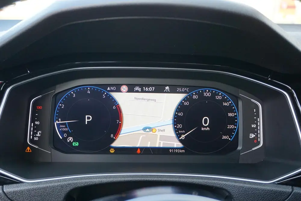 Volkswagen T-Roc 1.5 TSI Sport | Panodak | Virtual Cockpit | uit 2021, foto 13