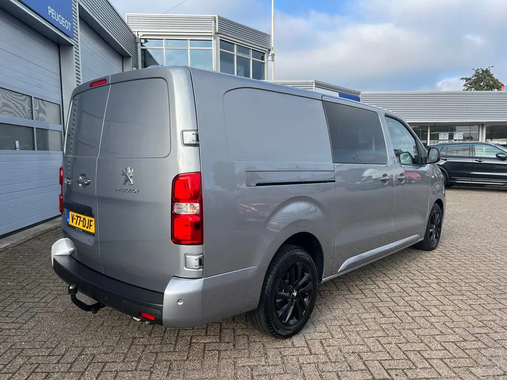 Peugeot Expert 180PK BlueHDI DC uit 2024, foto 10