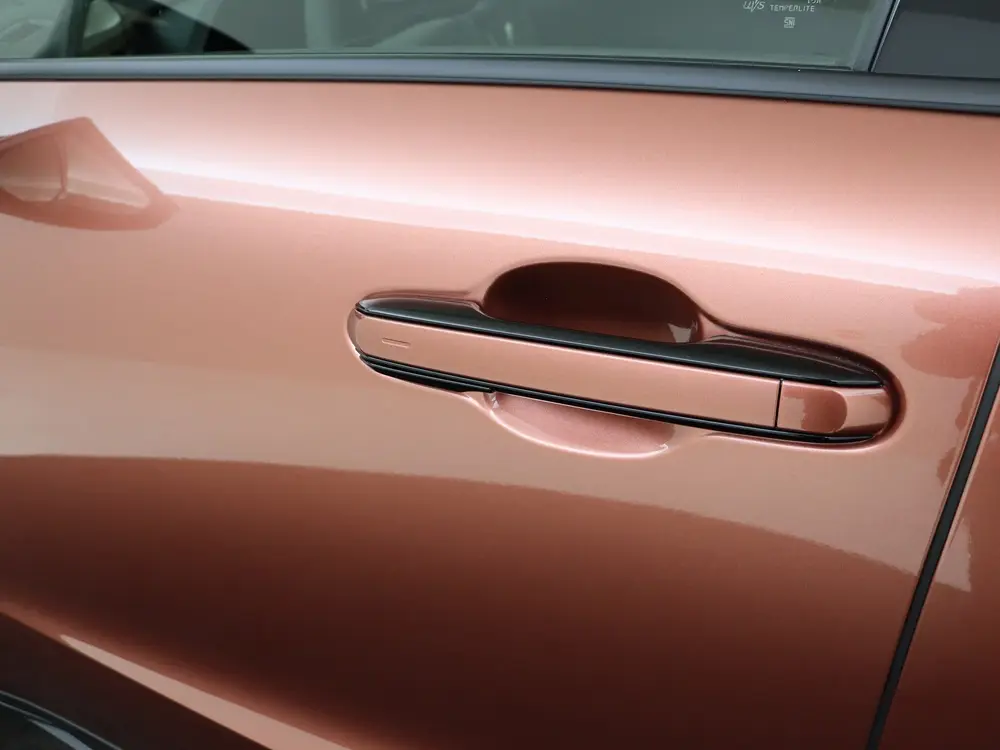Lexus LBX 2WD uit 2025, foto 7