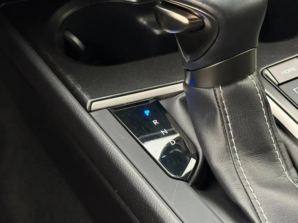 Lexus UX 250h Comfort Line | Trekhaak | Camera | Adaptive Cr uit 2020, foto 18