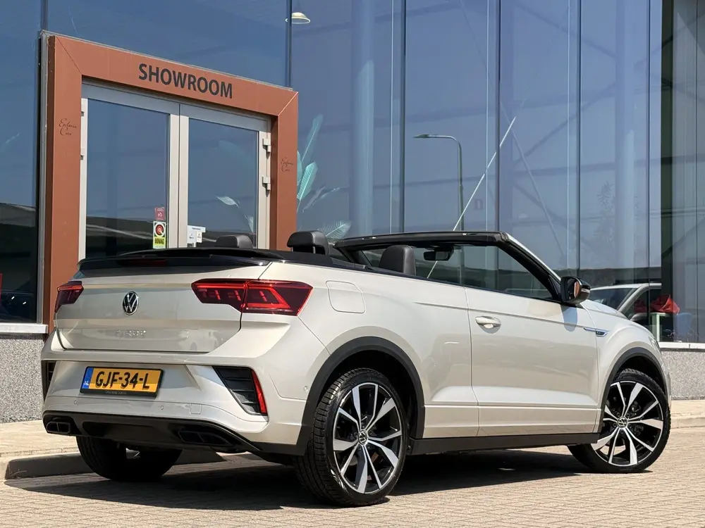 Volkswagen T-Roc Cabrio 1.5 TSI R-Line | ACC | DAB | Alcanta uit 2023, foto 15