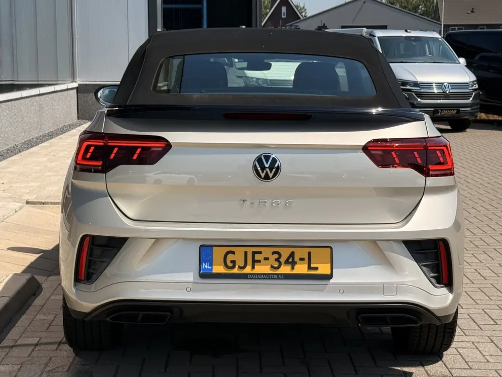 Volkswagen T-Roc Cabrio 1.5 TSI R-Line | ACC | DAB | Alcanta uit 2023, foto 16