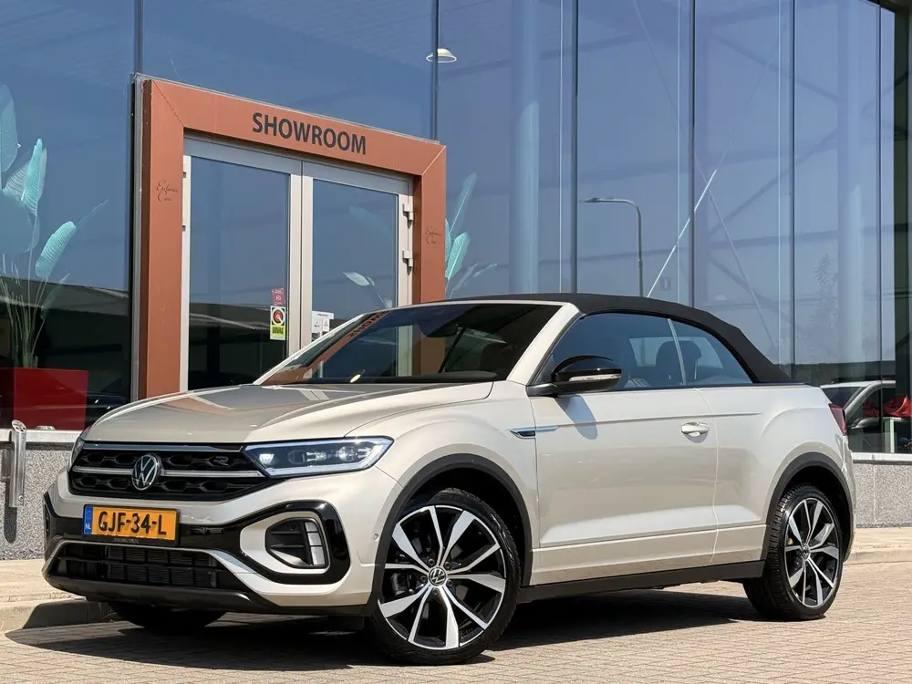 Volkswagen T-Roc Cabrio 1.5 TSI R-Line | ACC | DAB | Alcanta uit 2023, foto 3