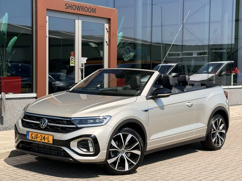 Volkswagen T-Roc Cabrio 1.5 TSI R-Line | ACC | DAB | Alcanta uit 2023, foto 4