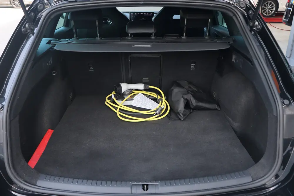Volkswagen Tayron 1.5 eHybrid Elegance | Trekhaak | 360 Came uit 2025, foto 16