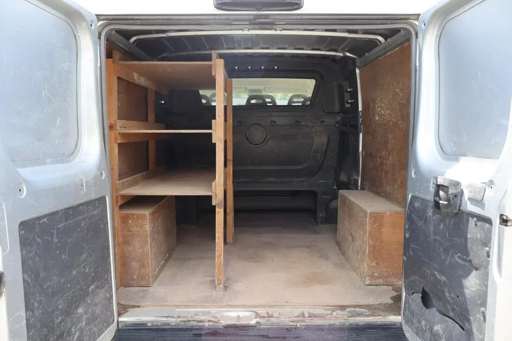 Peugeot Boxer 330 2.0 BlueHDI L2H1 Premium DC Navigatie uit 2019, foto 17