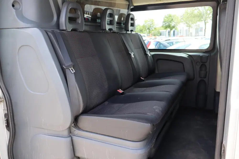 Peugeot Boxer 330 2.0 BlueHDI L2H1 Premium DC Navigatie uit 2019, foto 5