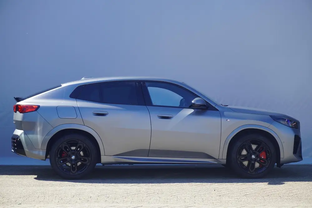 BMW X2 sDrive20i M Sport Pro uit 2025, foto 4
