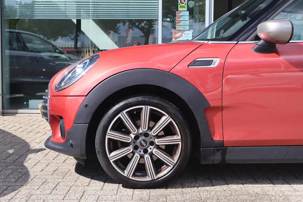 Mini Clubman 1.5 Chili AUT I Pano I Harman Kardon uit 2020, foto 10