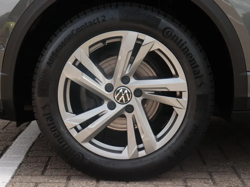 Volkswagen T-Roc 1.5 TSI R-Line Edition | Afneembare Trekhaa uit 2025, foto 10
