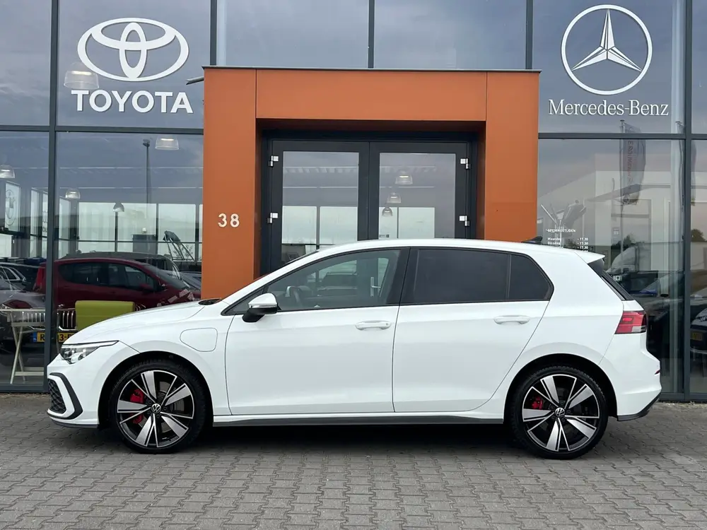Volkswagen Golf 1.4 eHybrid GTE|Carplay|Sfeerverl.|IQ-Lights uit 2021, foto 2