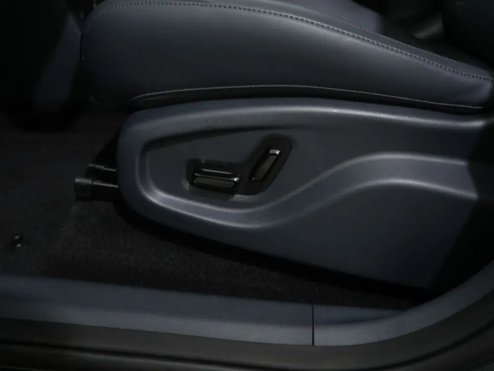 Geely Starray EM-i 1.5 PLUG-IN HYBRID 262PK PRO 1005KM WLTP uit 2026, foto 20
