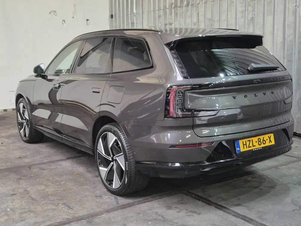 Volvo EX90 Twin Performance Ultra uit 2025, foto 2