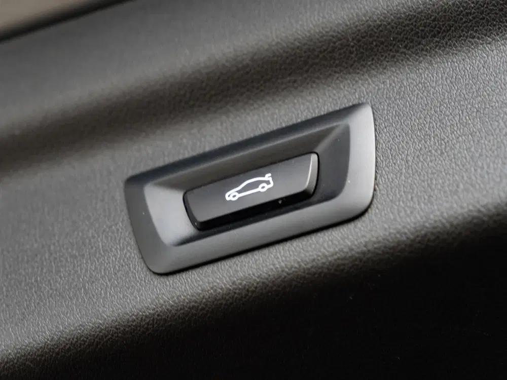 BMW X1 xDrive23i uit 2023, foto 20