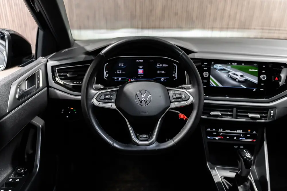 Volkswagen Taigo 1.5 TSI R-Line DSG PANO IQ CAMARA uit 2023, foto 11