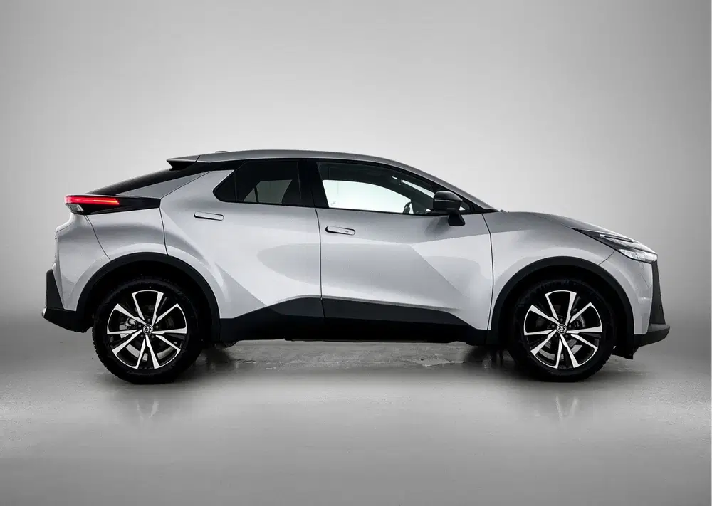Toyota C-Hr 1.8 Hybrid 140 Dynamic + Winter Pack uit 2025, foto 15