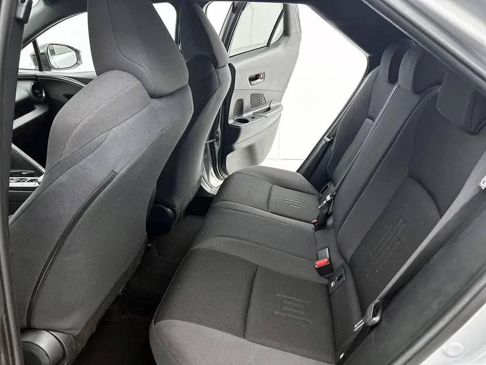 Toyota C-Hr 1.8 Hybrid 140 Dynamic + Winter Pack uit 2025, foto 19
